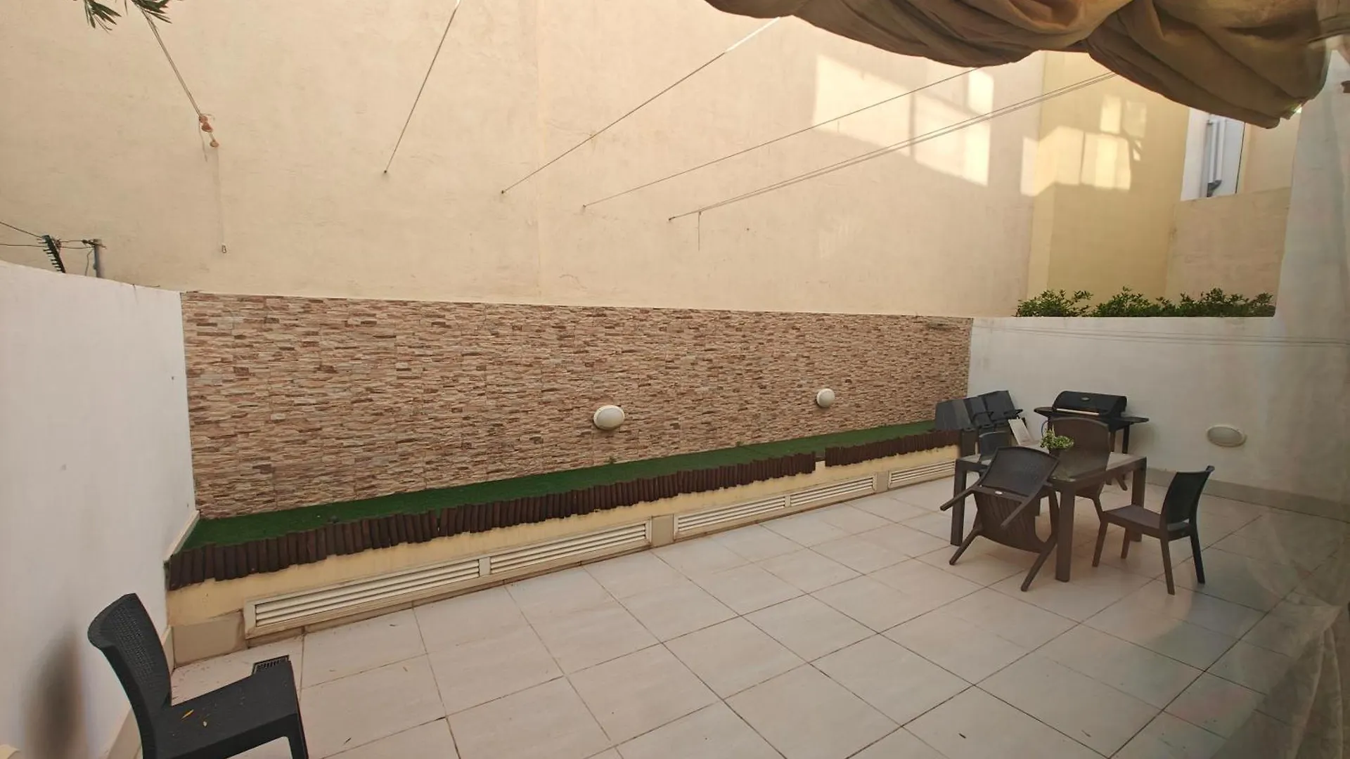 Modern Luxe Marsaskala Maisonette 0*,  Malta